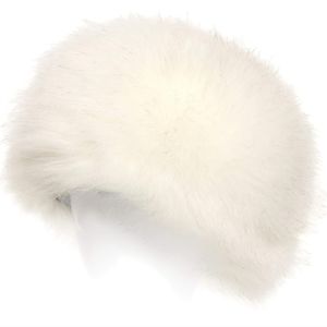 NWT Janis Joplin Style White faux fur warm hat. Stylish. Trendy